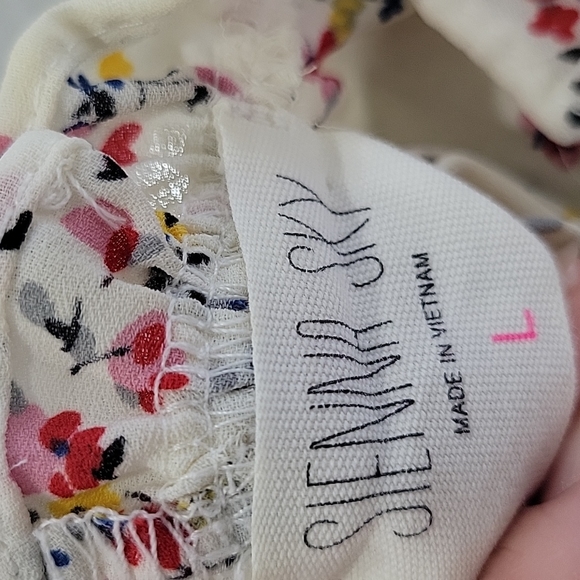 Women's T-shirt with Sleeve - Picture 7 of 10